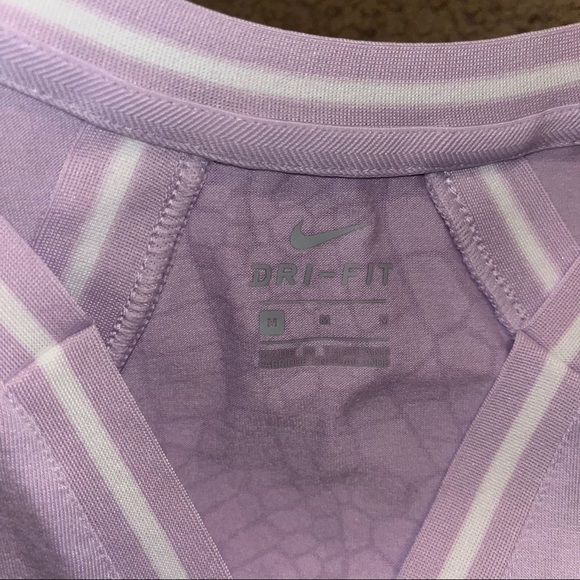 Nike Dri Fit Purple V-neck sleeveless Tank Top, size Medium - Picture 3 of 5